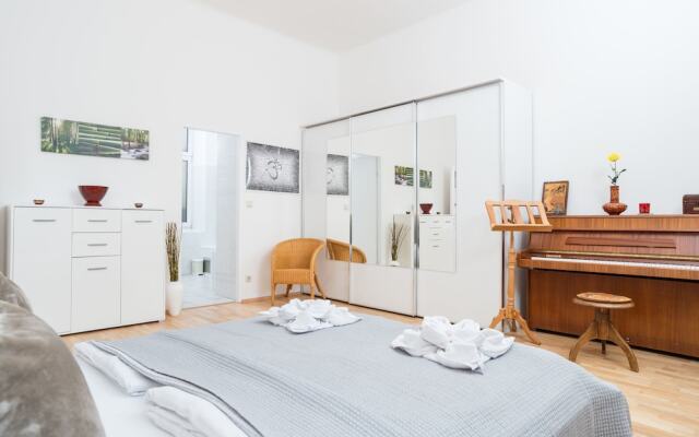Отель Chill out Area Reinprechtsdorf by welcome2vienna Австрия, Вена - отзывы, цены и фото номеров - забронировать отель Chill out Area Reinprechtsdorf by welcome2vienna онлайн комната для гостей
