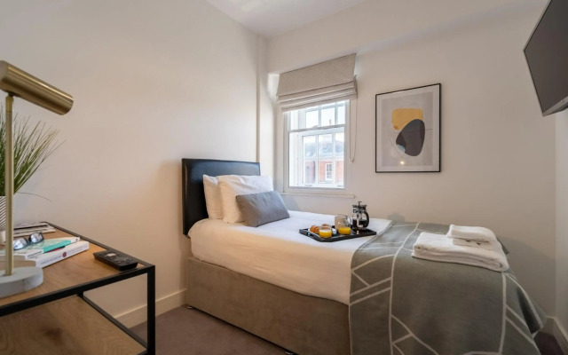 Celador Apartments - Wellington House