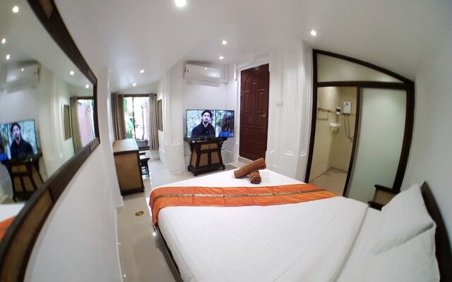 YAILAND Luxury Pool Villa Pattaya Walking Street