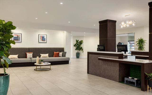 Crowne Plaza Orlando - Lake Buena Vista