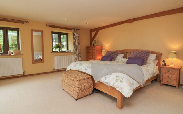 South Honeycroft Thatch