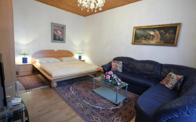 Mozart Apartments