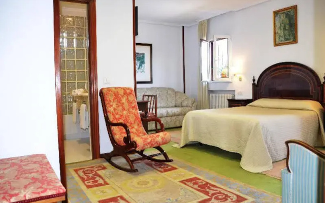 Hotel Anexo Los Infantes