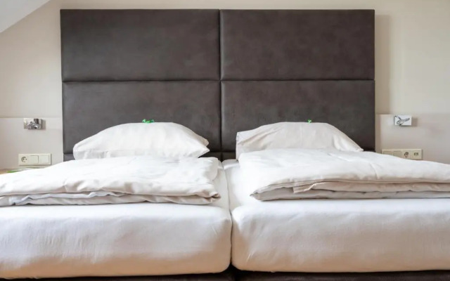 eee hotel Perg