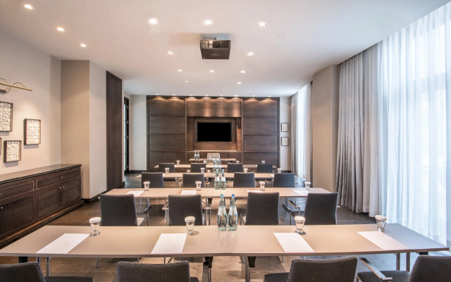 Отель Berlin Potsdamer Platz by Leonardo Hotels
