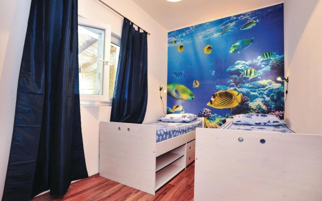 Nice Home in Kastel Sucurac With Wifi and 4 Bedrooms