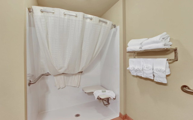Cobblestone Hotel & Suites - Waynesboro