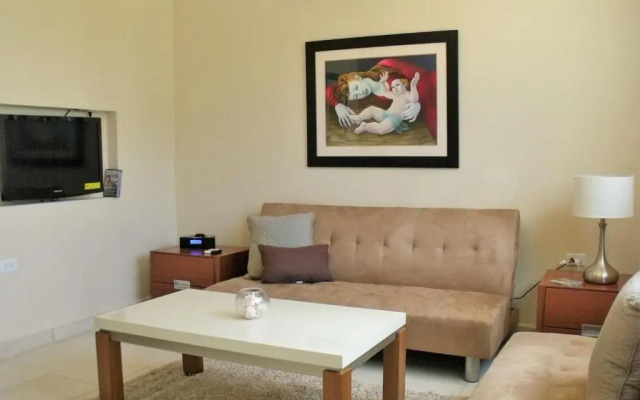 Isabela Villa Bonita - Vacation & Event Venue Sleeps 50!