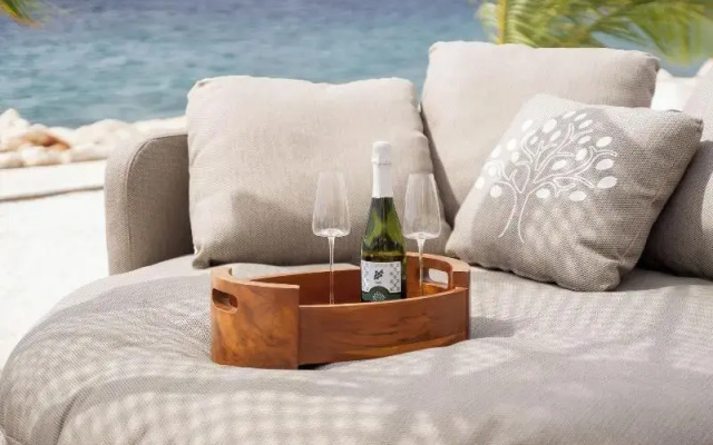 Art Hotel Curacao - Luxury Adults Only