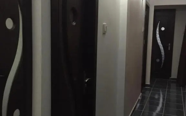 Apartament 3 camere în Mangalia.