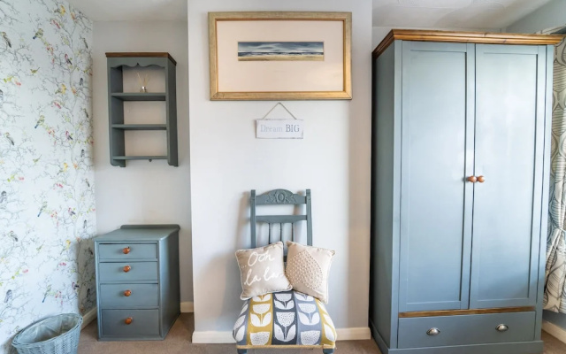 Seaside Snug