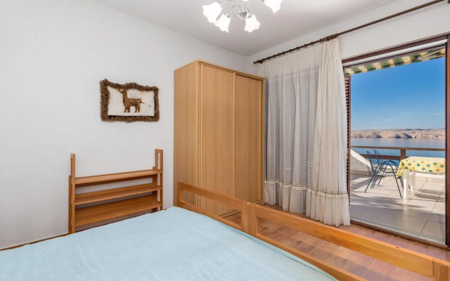 Awesome Home in Jablanac With Wifi and 3 Bedrooms