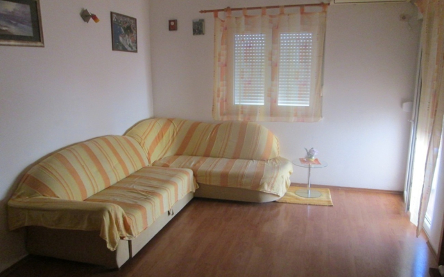 Apartment Danijela - 200 m from beach: Nina Kastel Stafilic, Riviera Split