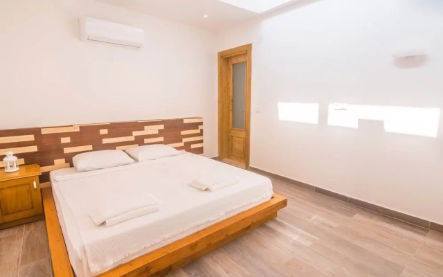 Villa Teras 1