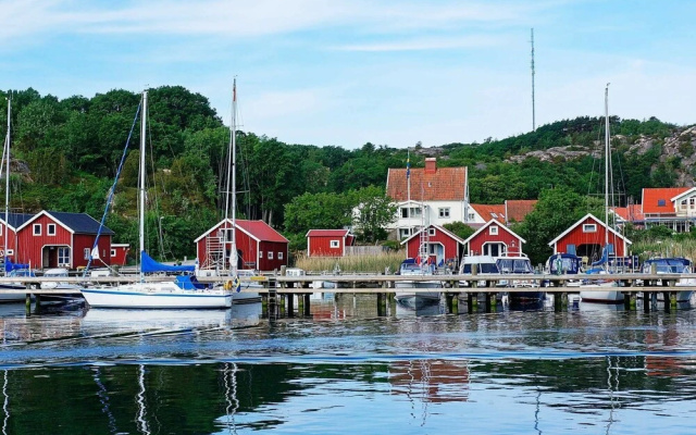 4 Person Holiday Home in Hamburgsund