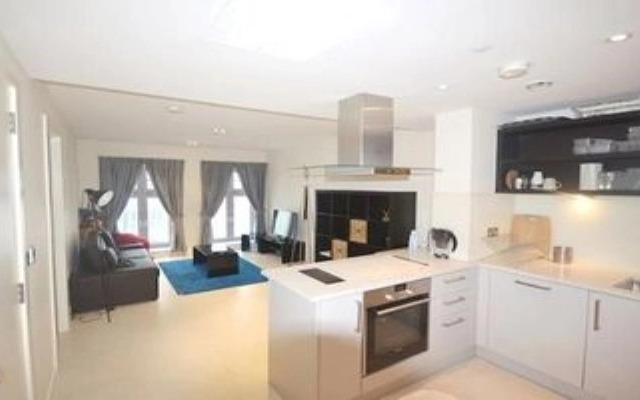 Bezier Apartments