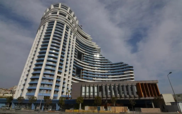 Lux 2 Room Suite Apartment With Seaview In Center