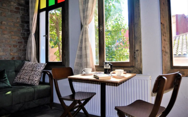 Rooftop Balat Rooms and Apartments Vodina