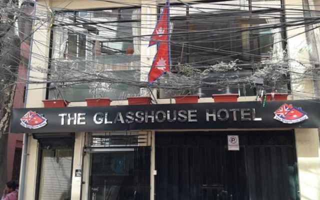 Отель The Glasshouse Hotel & Hostel Непал, Катманду - отзывы, цены и фото номеров - забронировать отель The Glasshouse Hotel & Hostel онлайн вид на фасад