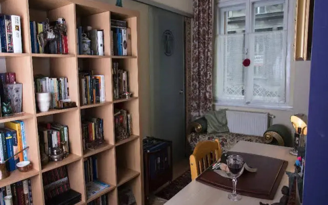 Osiris Apartments