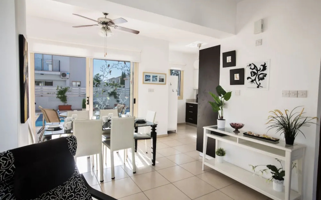 Villa Megan,modern 3bdr Villa,close To The Beach