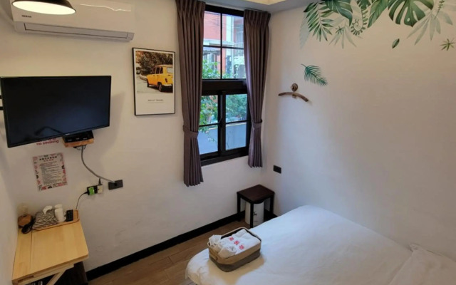 OLD WOW Shared Homestay