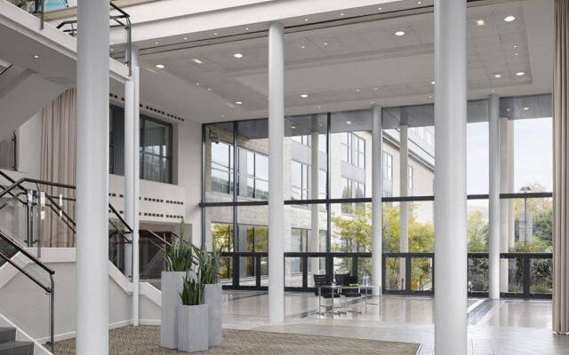 Отель Radisson Blu Hotel Manchester, Airport Великобритания, Манчестер - отзывы, цены и фото номеров - забронировать отель Radisson Blu Hotel Manchester, Airport онлайн вид на фасад