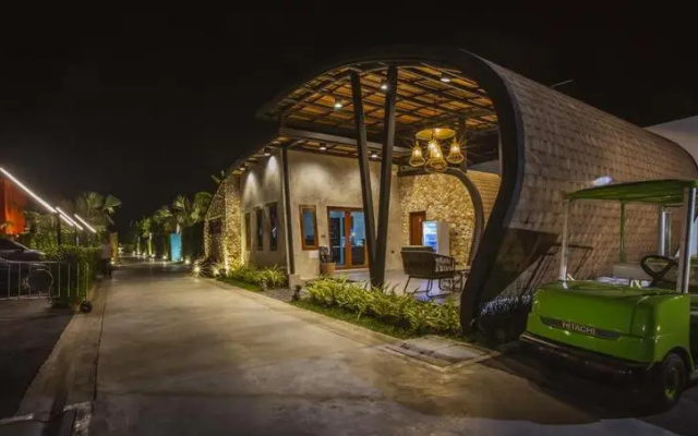 Yooyen Pool Villa