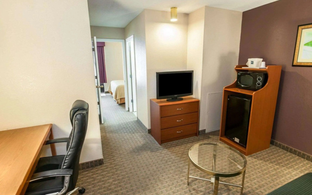 Quality Inn and Suites
