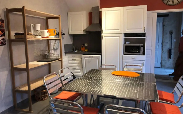 Gite Coulans-sur-Gée, 5 pièces, 8 personnes - FR-1-410-205