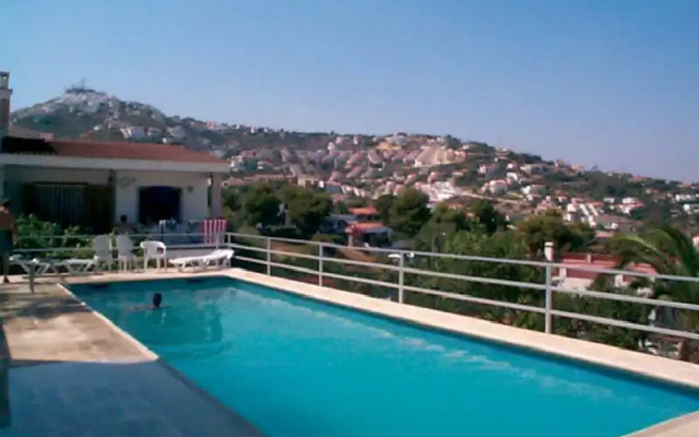 Apartamentos Finca Simó