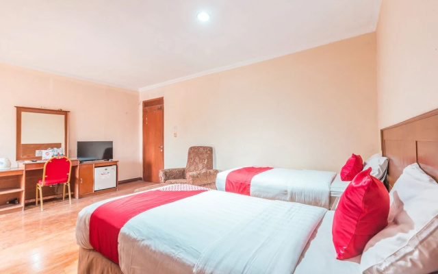 Taman Cibinong by OYO Rooms