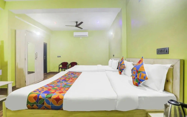 Fabhotel Avante Palace