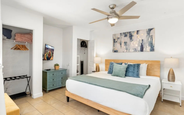 Maya Motel