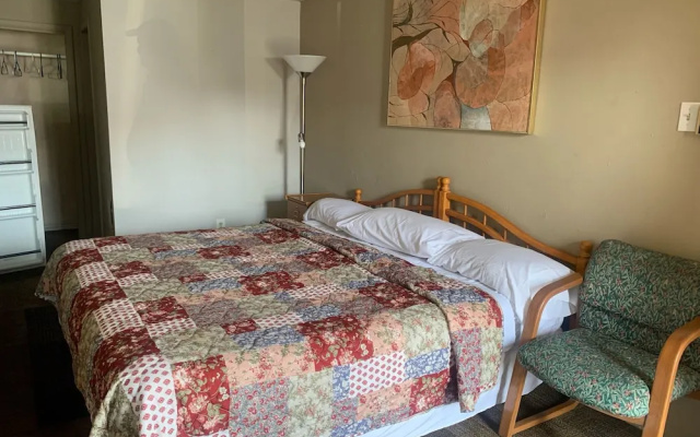 River Road Motel