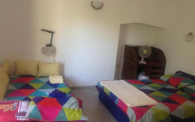 Lili Apartments, Sv Dunata 18