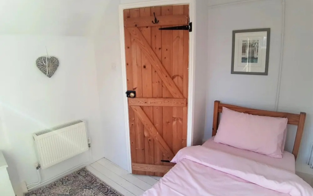 Charming 3BD Home in Allestree Village