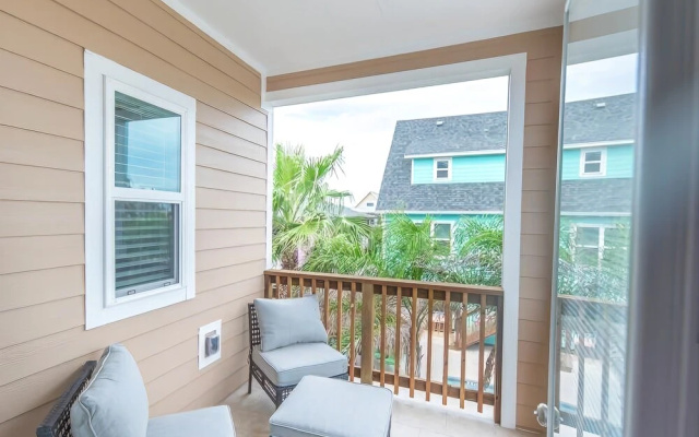 Shell Time 4 Bedroom Townhouse