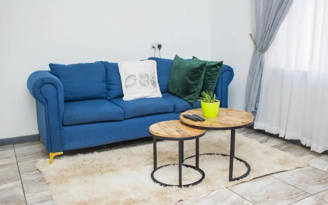 Centrally Located 1 Bedroom Apartment - 2361