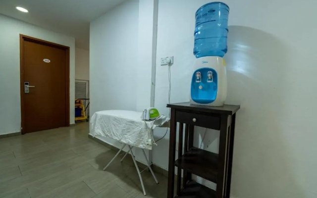 Mary J Hotel Family 10 pax room