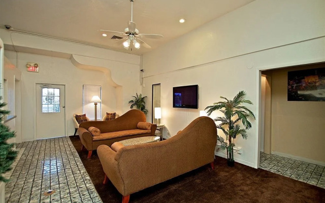 Aviator Suites