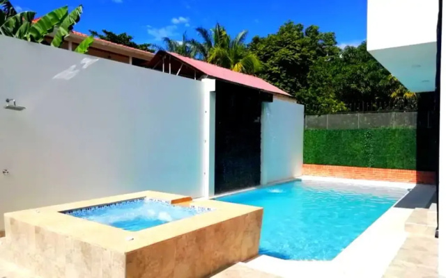 Casa Vacacional Privada en Girardot