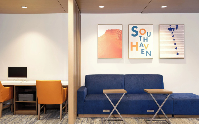 Holiday Inn Express & Suites Pittsfield-lenox-berkshires By Ihg