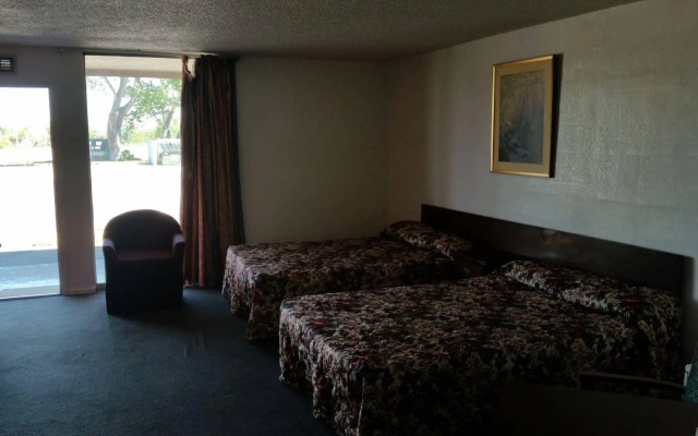 Essex House Motel