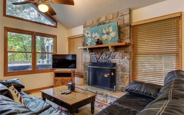 High Hopes 2 - One Bedroom Cabin