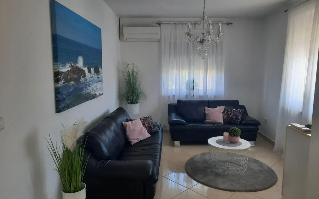 Martina Apartments