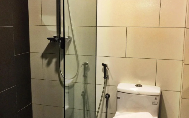 G5 Hotel and Services Apartment