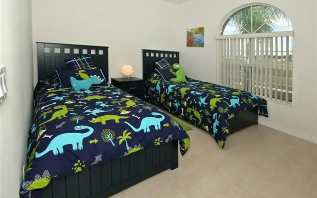 Crystal Cove 4724