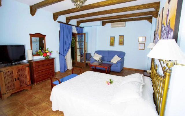 Hotel Rural Castúo
