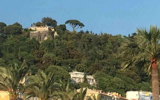Fully Equipped Apt for 4 near Negresco Nice